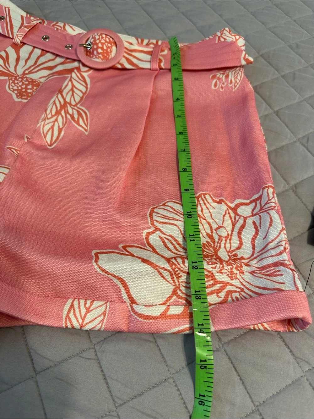 NWT Lulu's Pink Floral High-Rise Belted Shorts - Large